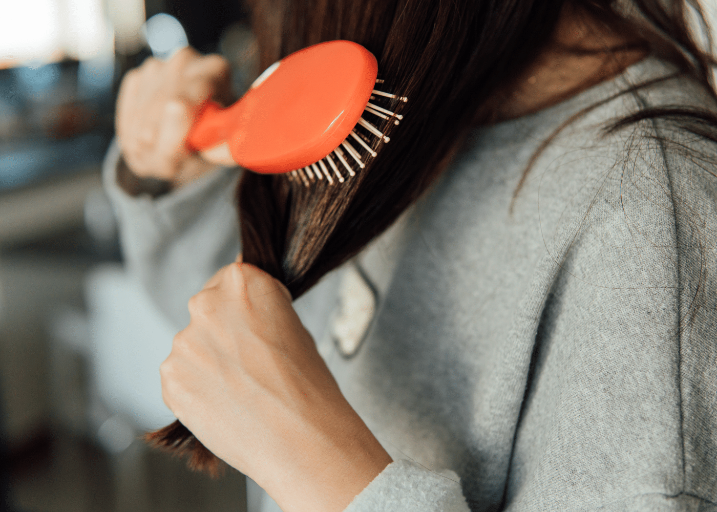 You are currently viewing How to Choose the Right Brush for Your Hair